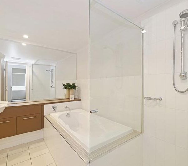 bribie island apartment sale unit 17 bathroom