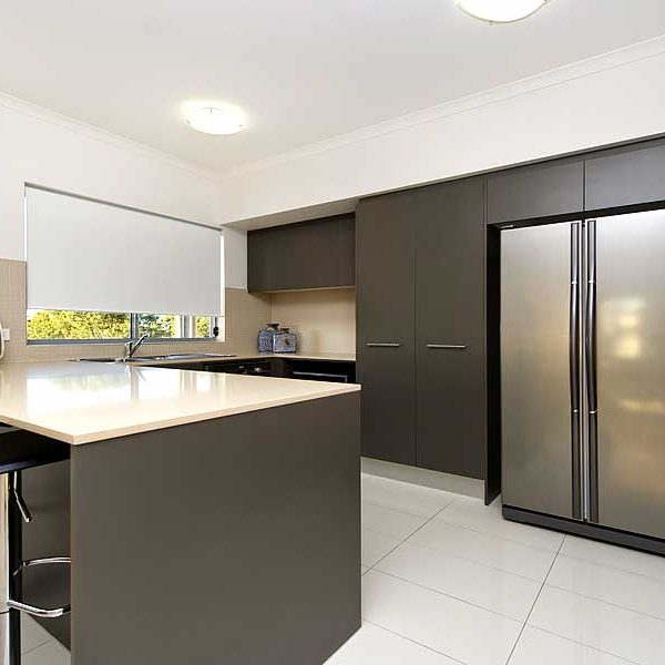 bribie island holiday unit kitchen