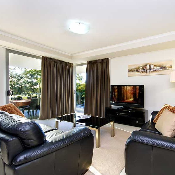 bribie island holiday unit lounge room